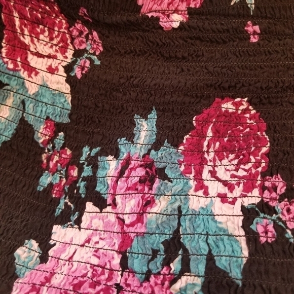 Torrid Square Neck Off Shoulder Maxi Dress Floral on Black Size 1 Feminine Boho - Picture 5 of 6